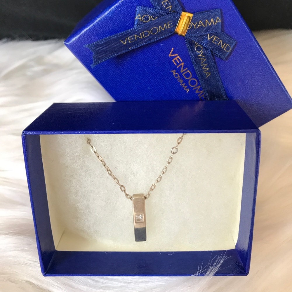Vendome Aoyama necklace